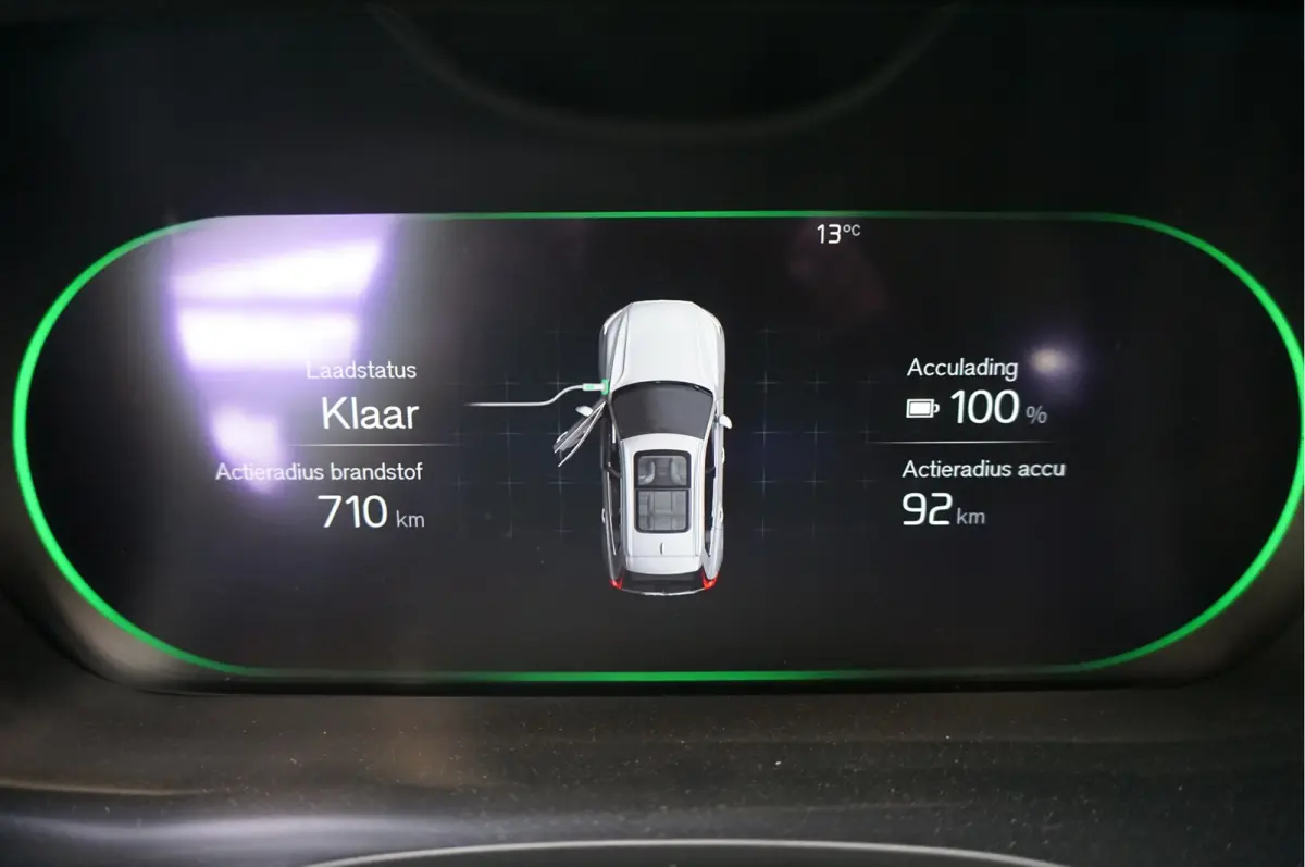 2.0 T6 Plug-in hybrid AWD Ultimate Dark Head-Up Long-Range 20"Velgen Schuifdak.