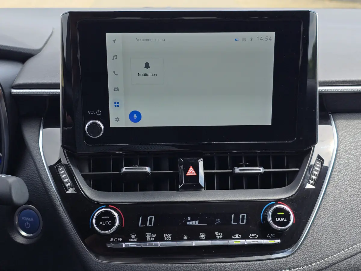 1.8 Hybrid - Euro 6 - 122 Pk - Navi - ParkeerCamera - Climate Control