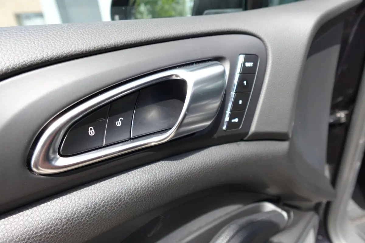 3.0 S E-Hybrid PANO BOSE MEMORY'