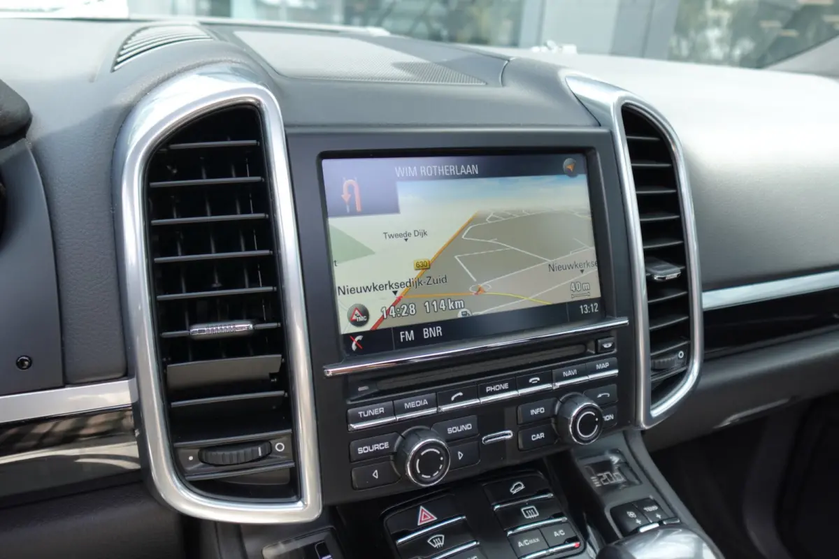 3.0 S E-Hybrid PANO BOSE MEMORY'