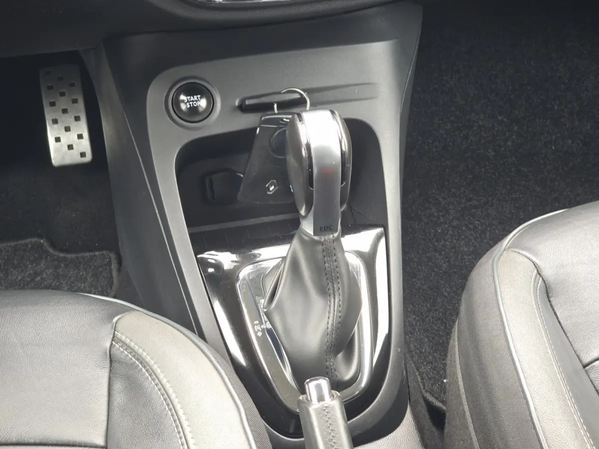 1.2 TCe Dynamique - Euro 6 - 120 Pk - AUTOMAAT - Navi - ParkeerCamera - Stoelverwarming