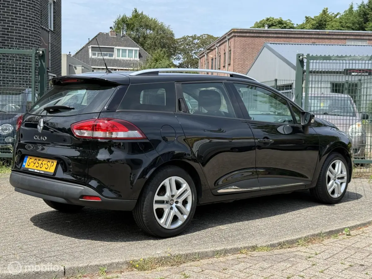 0.9 TCe Limited CARPLAY