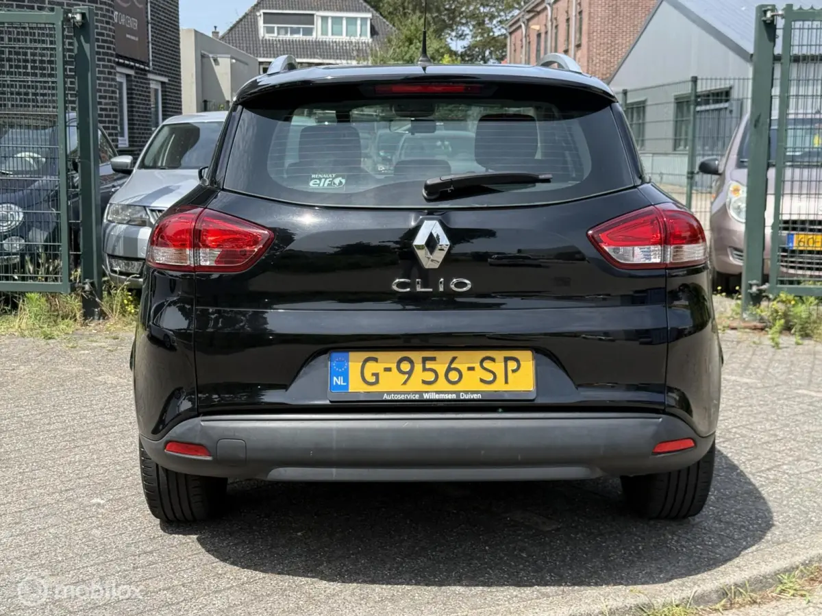 0.9 TCe Limited CARPLAY