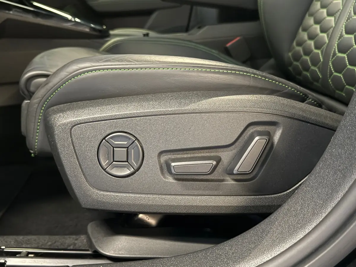 2.5 TFSI RS3 quattro HULK|KERAMISCH|PPF|PANO|Hud|B&O