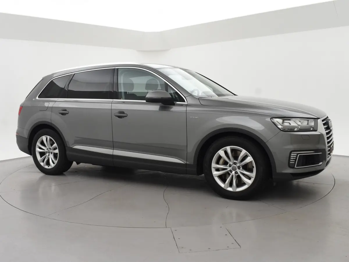 3.0 TDI E-TRON 374 PK + TREKHAAK 3500 KG | LUCHTVERING | SFEERVERLICHTING | VIRTUAL COCKPIT | BOSE