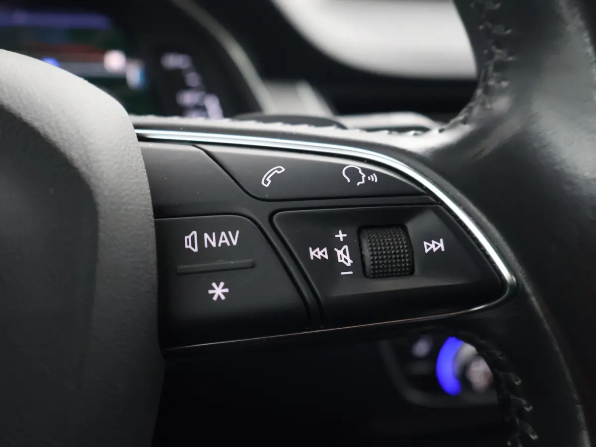 3.0 TDI E-TRON 374 PK + TREKHAAK 3500 KG | LUCHTVERING | SFEERVERLICHTING | VIRTUAL COCKPIT | BOSE