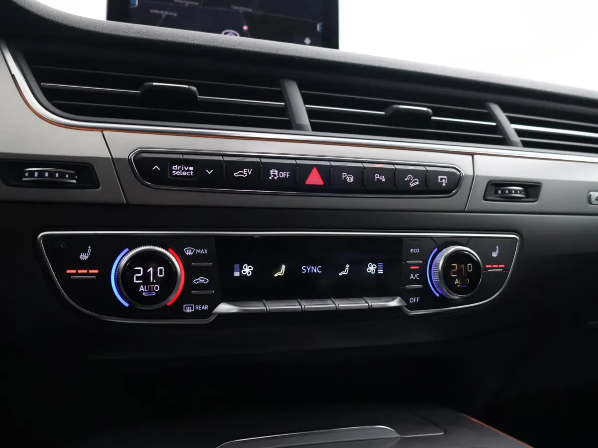 3.0 TDI E-TRON 374 PK + TREKHAAK 3500 KG | LUCHTVERING | SFEERVERLICHTING | VIRTUAL COCKPIT | BOSE