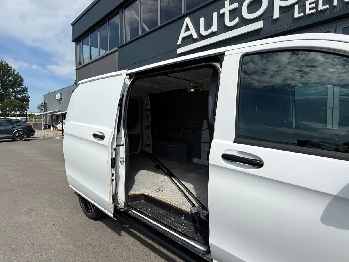 111 CDI Functional Extra Lang BODYKIT KAMELEON Glas