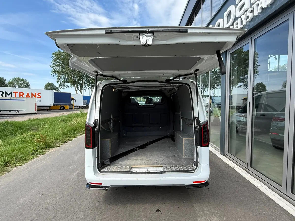 111 CDI Functional Extra Lang BODYKIT KAMELEON Glas