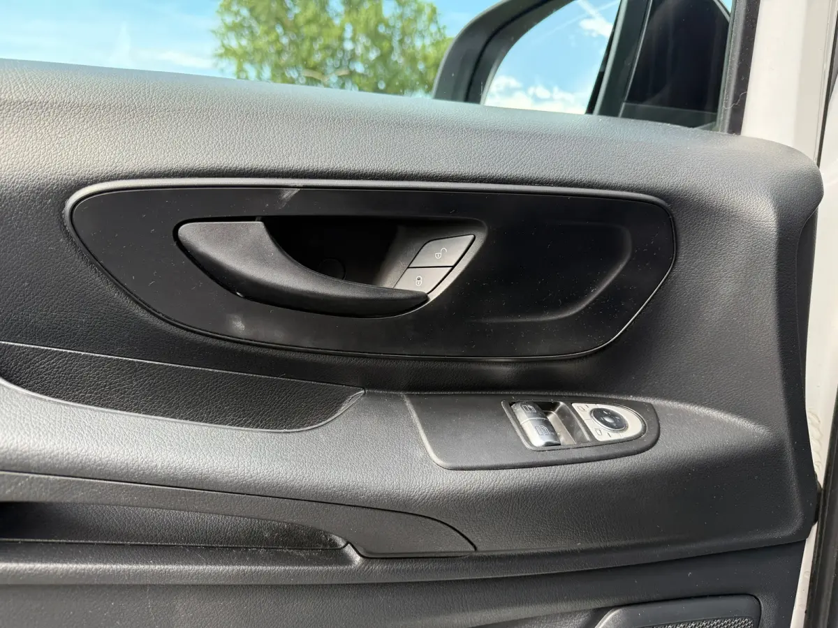 111 CDI Functional Extra Lang BODYKIT KAMELEON Glas