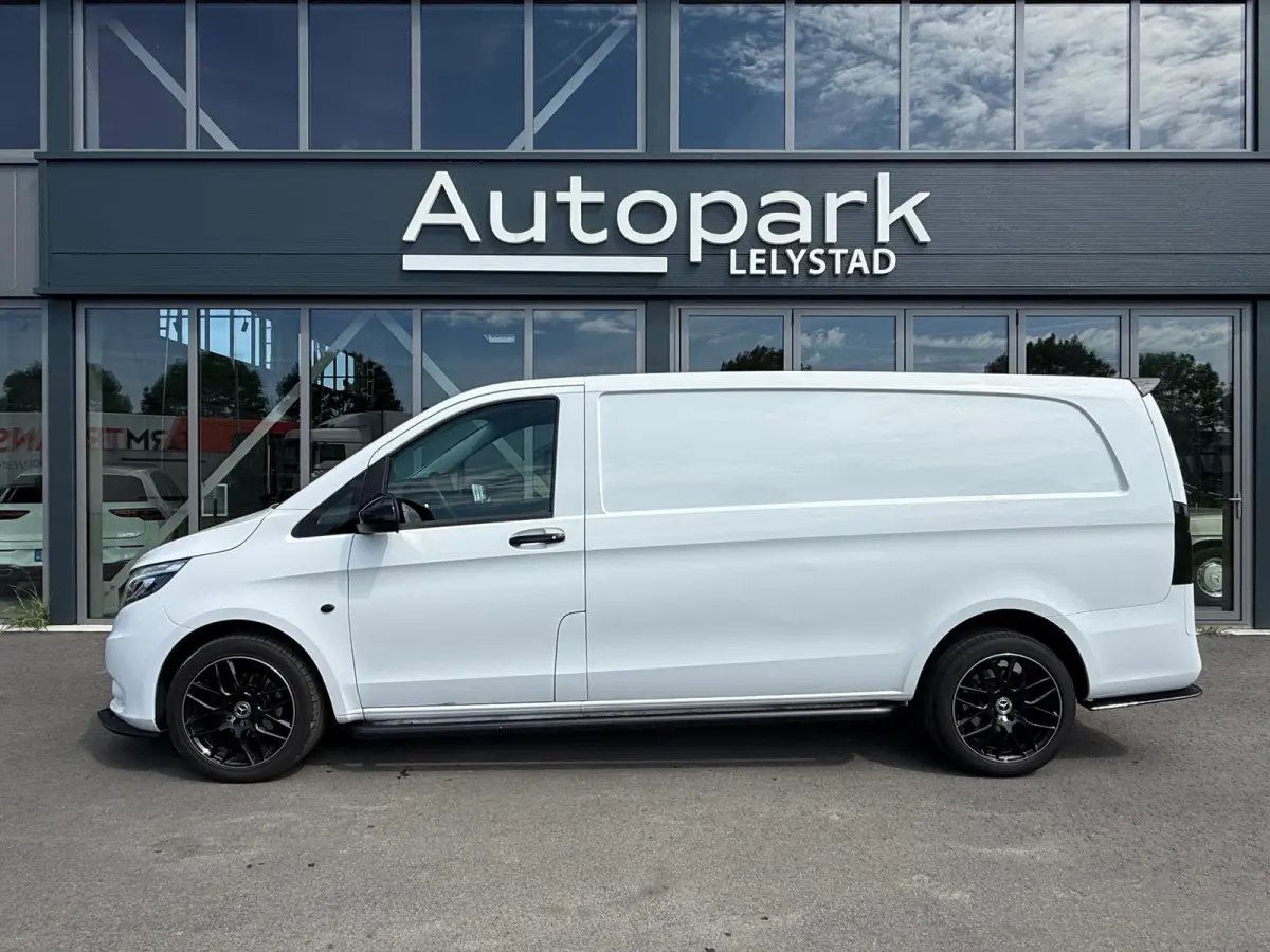 111 CDI Functional Extra Lang BODYKIT KAMELEON Glas