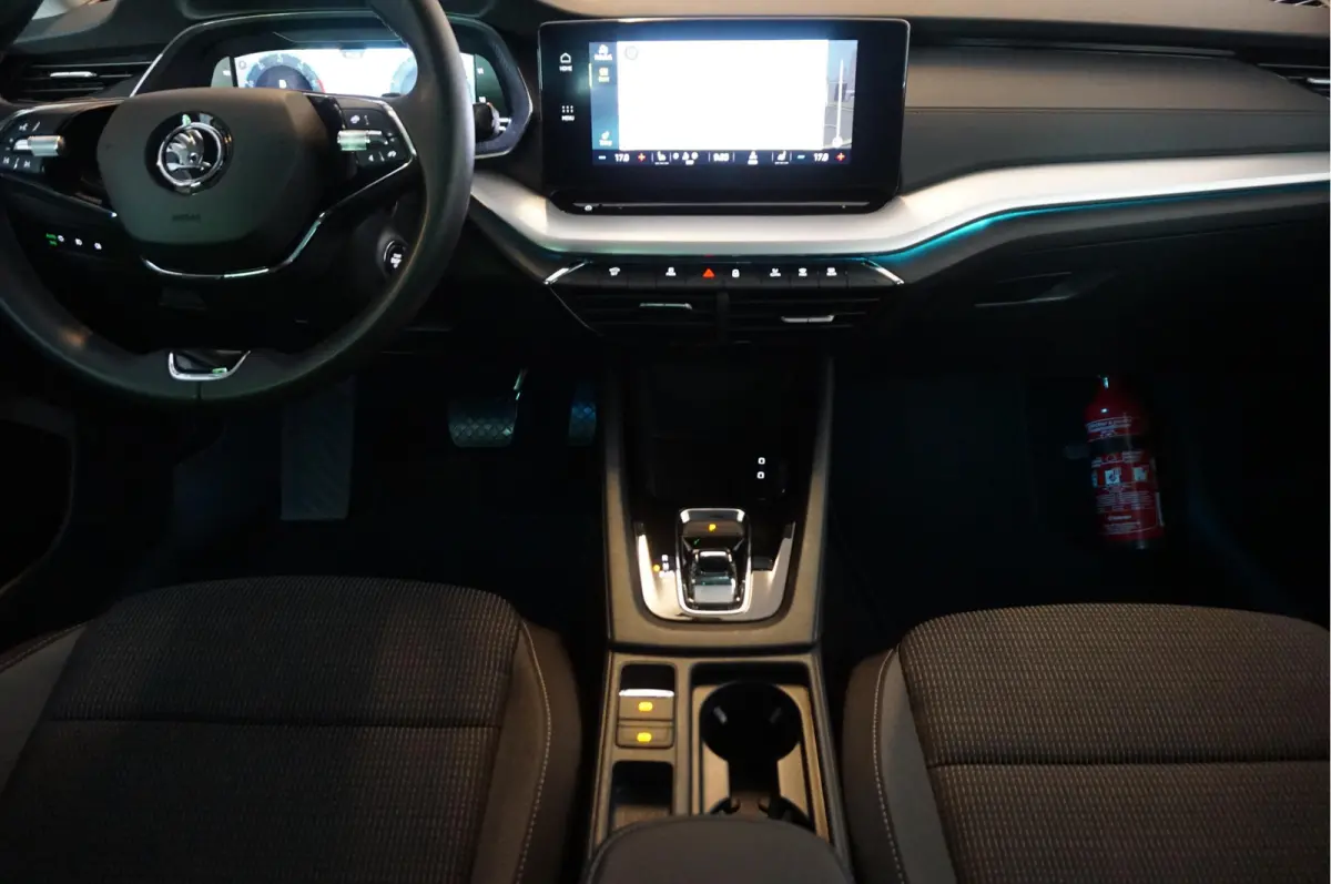 1.0 e-TSI Sport Business | Sfeerverlichting | Virtual cockpit | Cruise + Lane | Apple/ Android | BTW