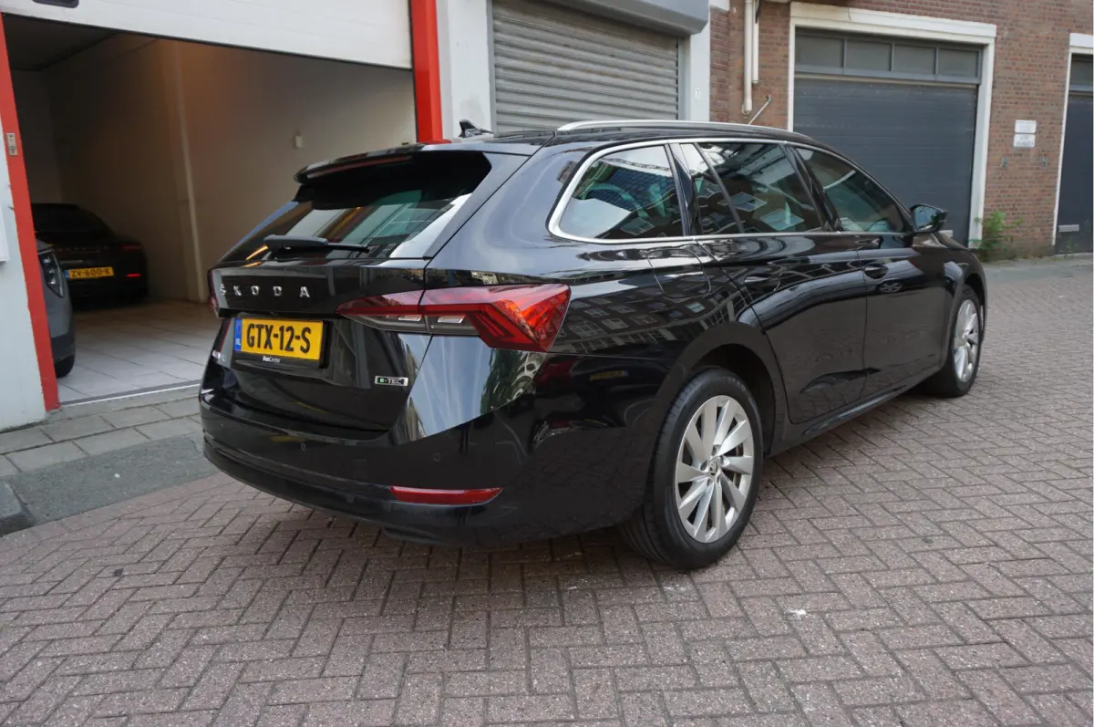 1.0 e-TSI Sport Business | Sfeerverlichting | Virtual cockpit | Cruise + Lane | Apple/ Android | BTW