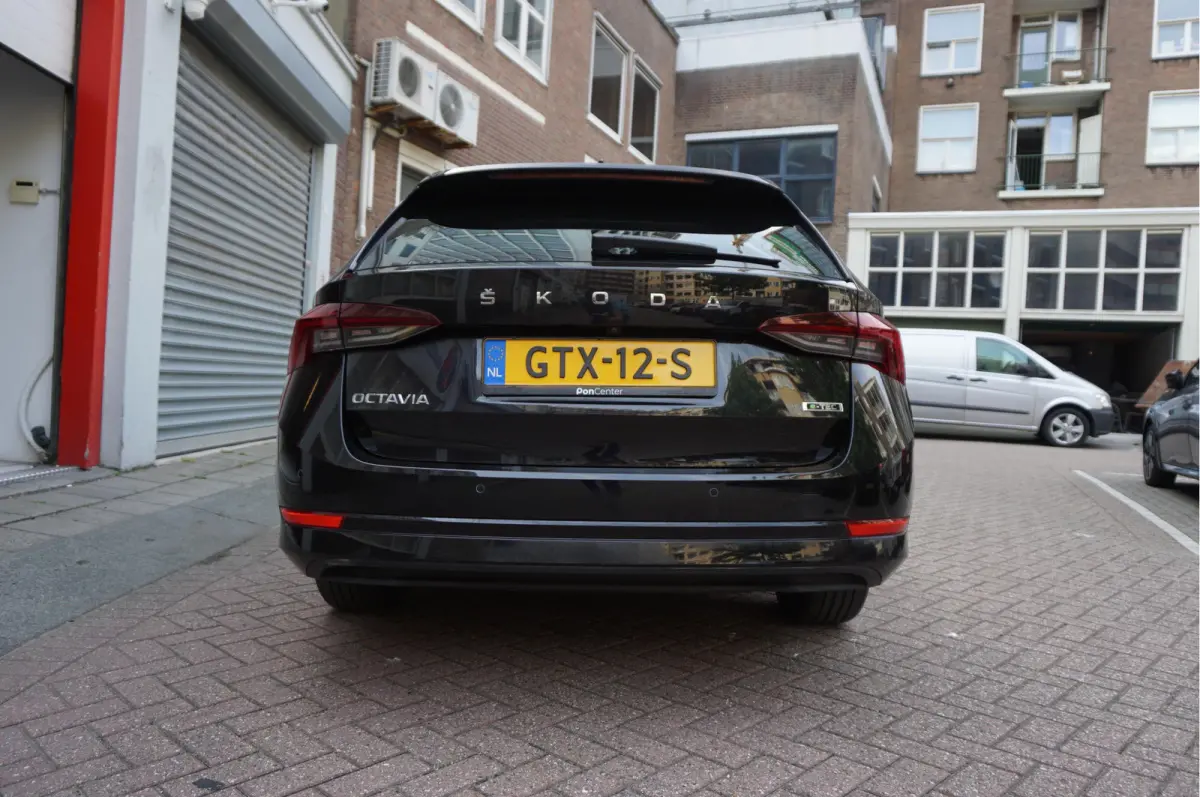 1.0 e-TSI Sport Business | Sfeerverlichting | Virtual cockpit | Cruise + Lane | Apple/ Android | BTW