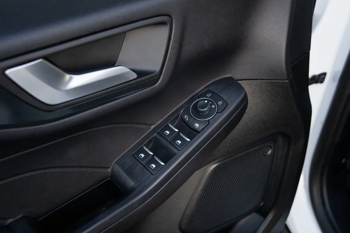 2.5 PHEV ST-Line | Camera | Stuur/stoel/voorruit verwarming | Keyless | Navi | Clima | Apple Carplay/Android Auto | Achteruitrijcamera | Apple Carplay/Android Auto|telefoonintegratie premium