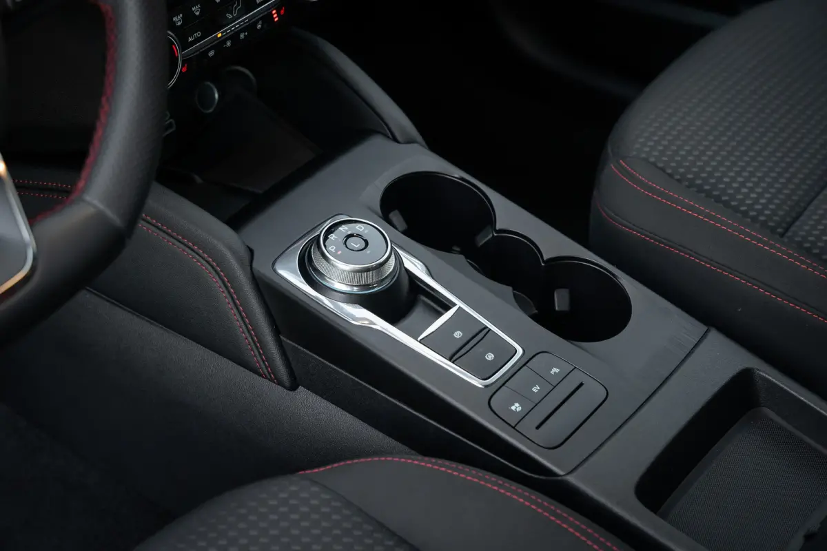 2.5 PHEV ST-Line | Camera | Stuur/stoel/voorruit verwarming | Keyless | Navi | Clima | Apple Carplay/Android Auto | Achteruitrijcamera | Apple Carplay/Android Auto|telefoonintegratie premium