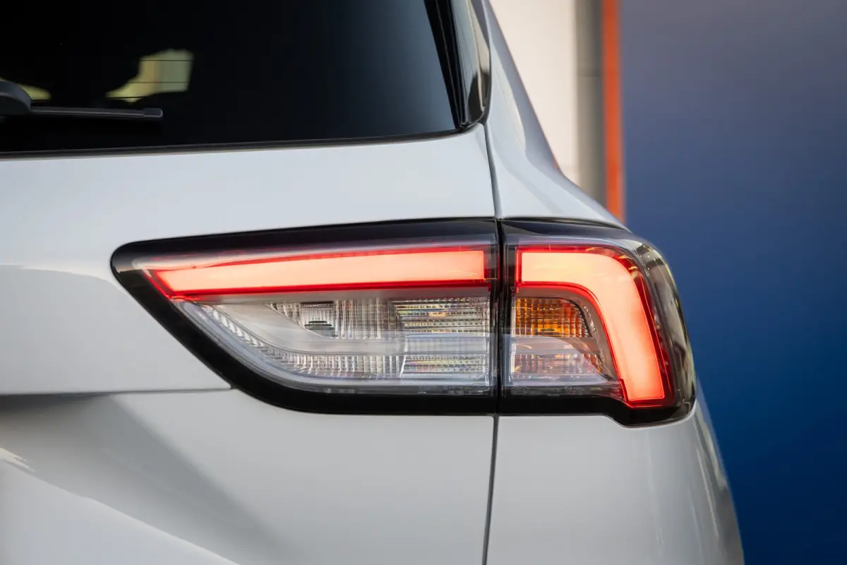2.5 PHEV ST-Line | Camera | Stuur/stoel/voorruit verwarming | Keyless | Navi | Clima | Apple Carplay/Android Auto | Achteruitrijcamera | Apple Carplay/Android Auto|telefoonintegratie premium