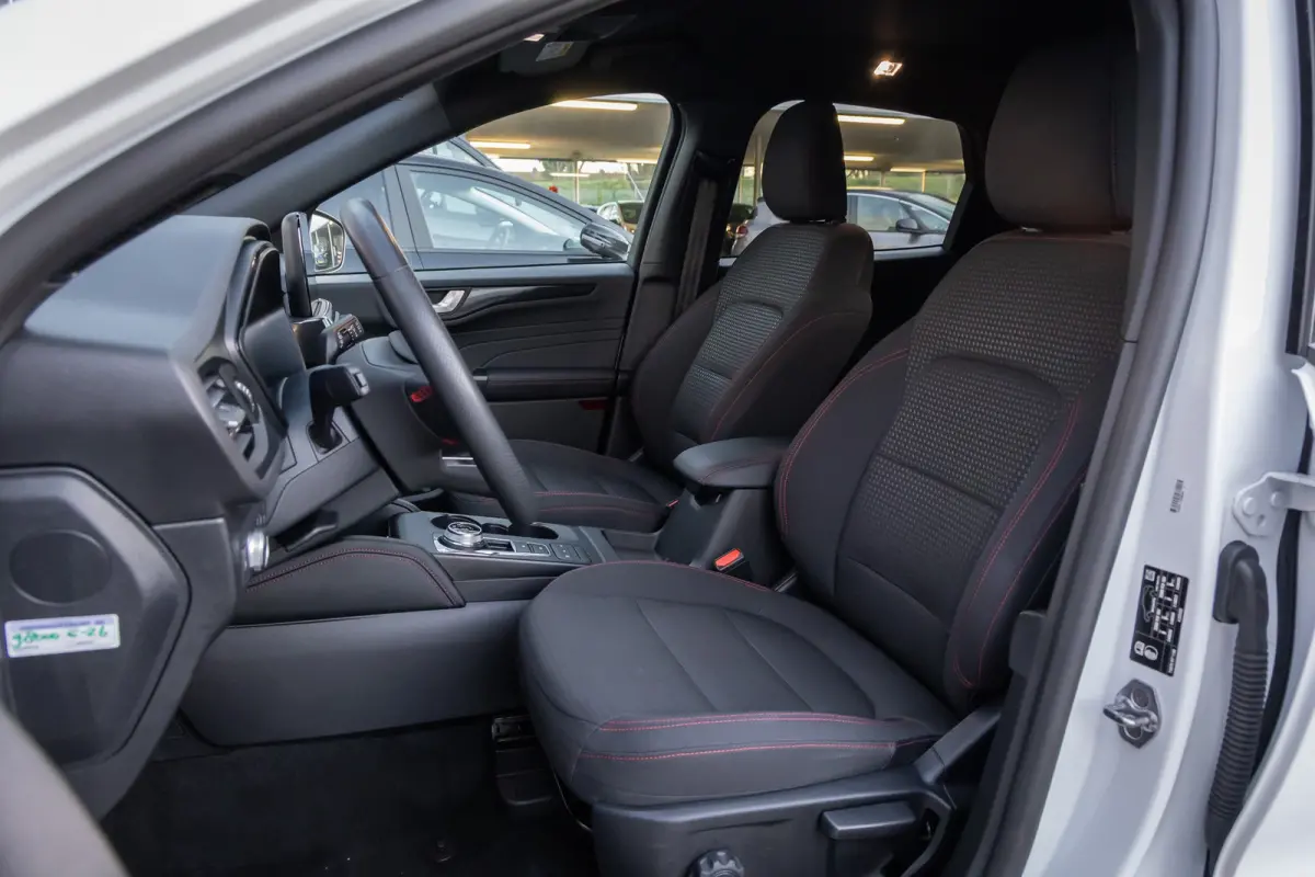 2.5 PHEV ST-Line | Camera | Stuur/stoel/voorruit verwarming | Keyless | Navi | Clima | Apple Carplay/Android Auto | Achteruitrijcamera | Apple Carplay/Android Auto|telefoonintegratie premium