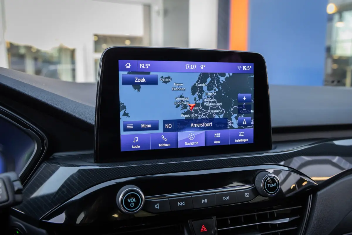 2.5 PHEV ST-Line | Camera | Stuur/stoel/voorruit verwarming | Keyless | Navi | Clima | Apple Carplay/Android Auto | Achteruitrijcamera | Apple Carplay/Android Auto|telefoonintegratie premium