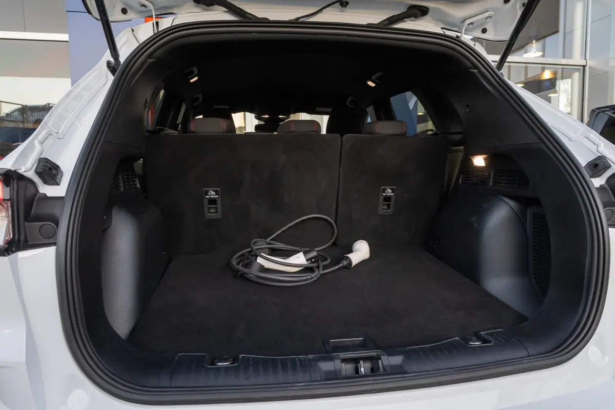 2.5 PHEV ST-Line | Camera | Stuur/stoel/voorruit verwarming | Keyless | Navi | Clima | Apple Carplay/Android Auto | Achteruitrijcamera | Apple Carplay/Android Auto|telefoonintegratie premium