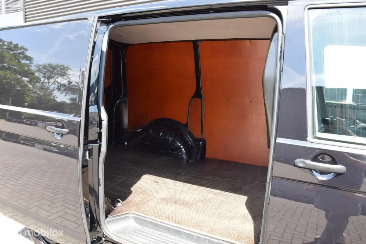 2.0 TDI L1H1 26 Economy Business Cruise Parkeersensoren