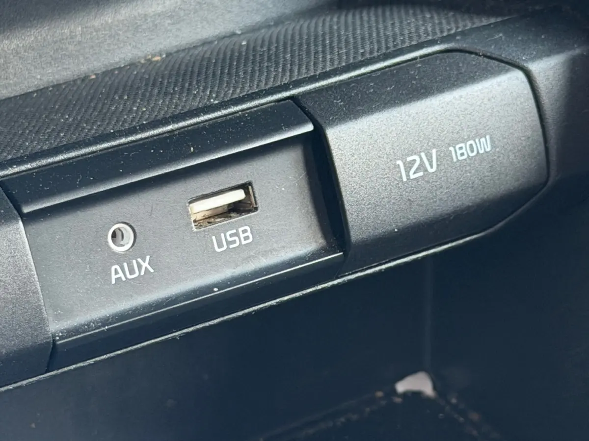 1.0 TGDI DynamicLine - Silky Silver - Camera/Carplay/Cruise - Fris