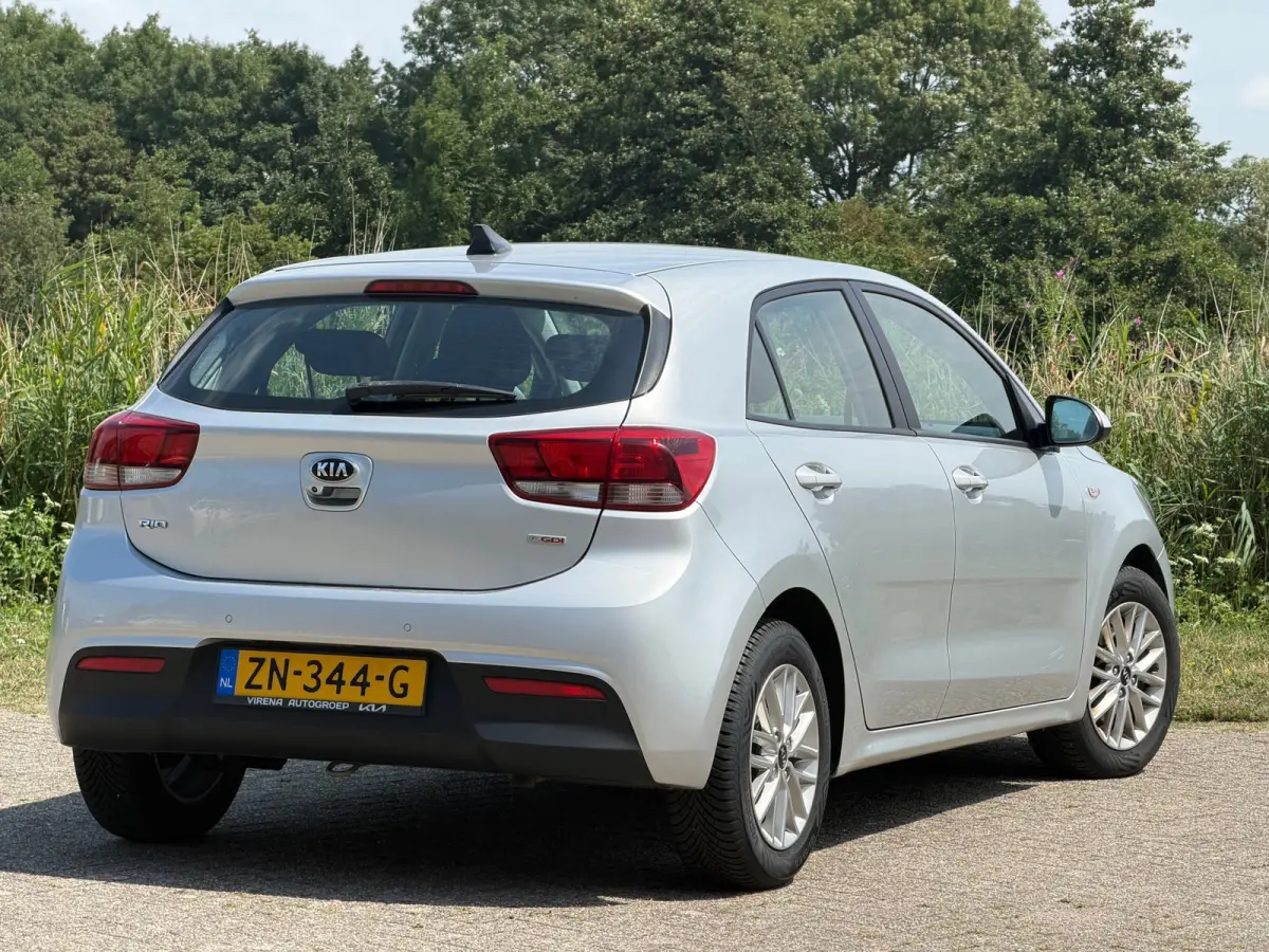 1.0 TGDI DynamicLine - Silky Silver - Camera/Carplay/Cruise - Fris