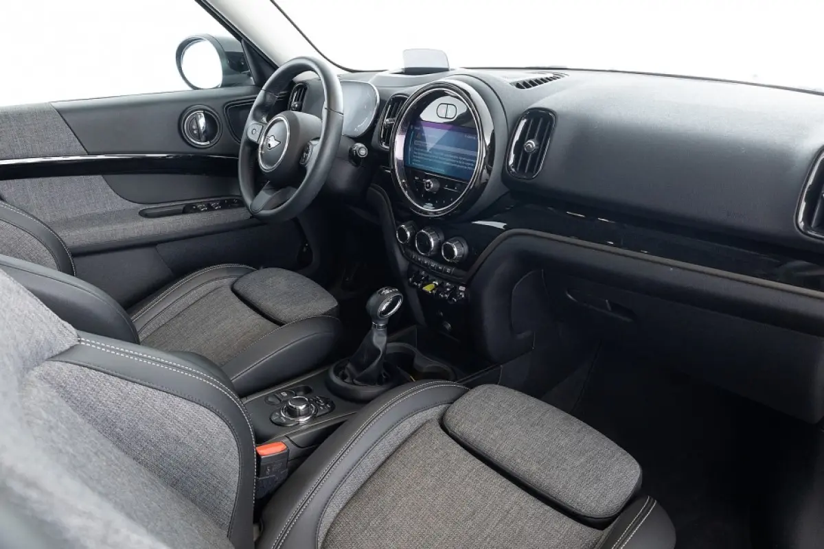 1.5 Cooper ALL4| Half LEDER | Head-Up | CAMERA | Full LED | PHEV