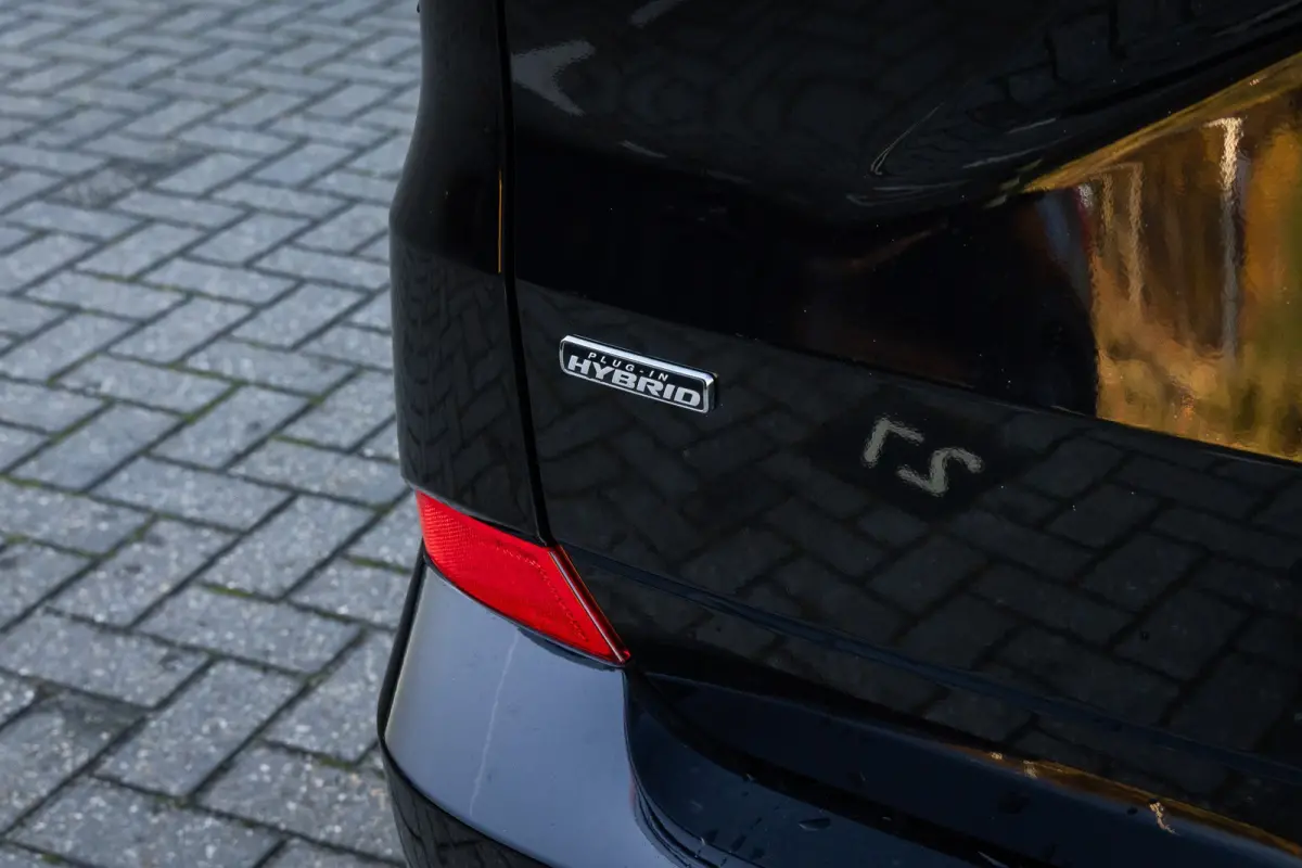 Tourneo Transit Tourneo Custom 340 2.5 PHEV L2H1 Titanium