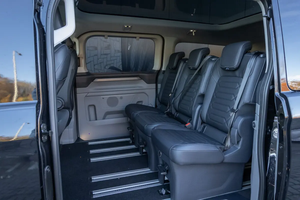 Tourneo Transit Tourneo Custom 340 2.5 PHEV L2H1 Titanium