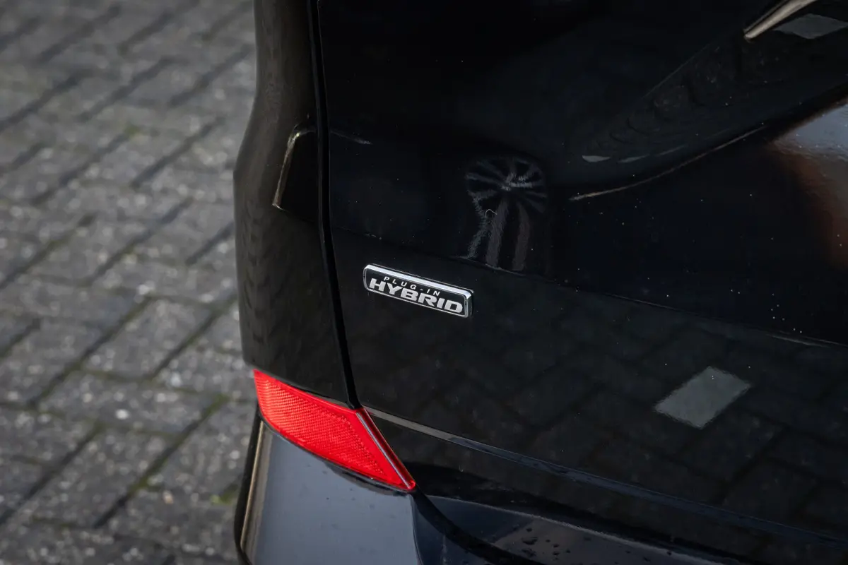 Tourneo Transit Tourneo Custom 340 2.5 PHEV L2H1 Titanium