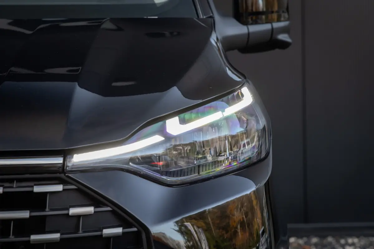 Tourneo Transit Tourneo Custom 340 2.5 PHEV L2H1 Titanium