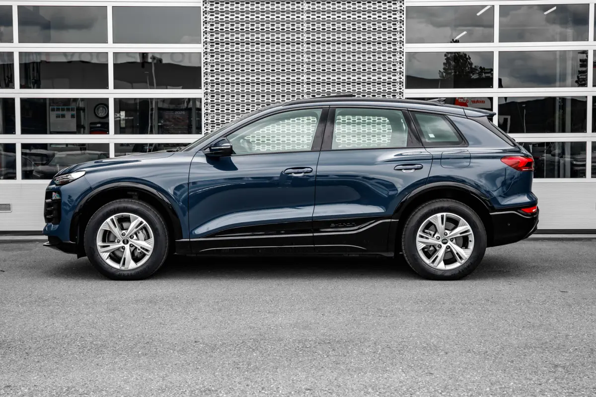 quattro 285 kW | Panoramadak | Trekhaak | Stoelverwarming Voor + Achter | Stuurwielverwarming | | Panoramadak | Trekhaak | Stoelverwarming Voor + Achter | Stuurwielverwarming |