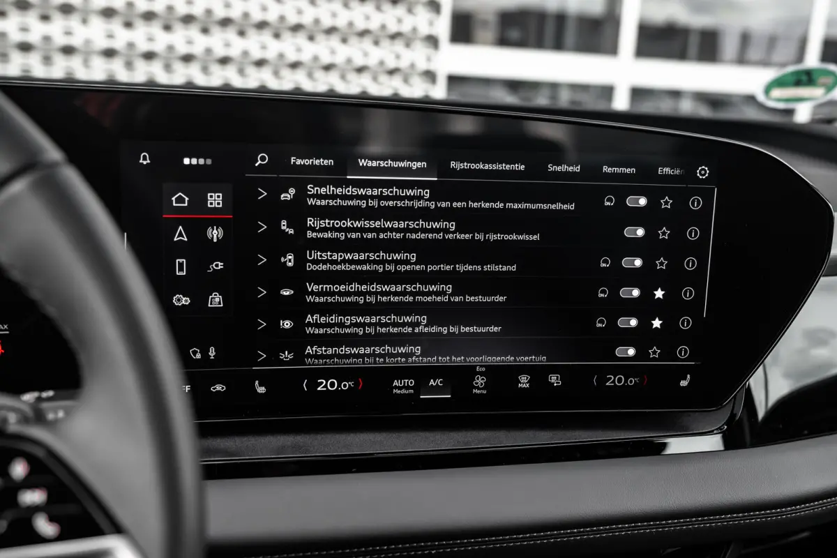 quattro 285 kW | Panoramadak | Trekhaak | Stoelverwarming Voor + Achter | Stuurwielverwarming | | Panoramadak | Trekhaak | Stoelverwarming Voor + Achter | Stuurwielverwarming |