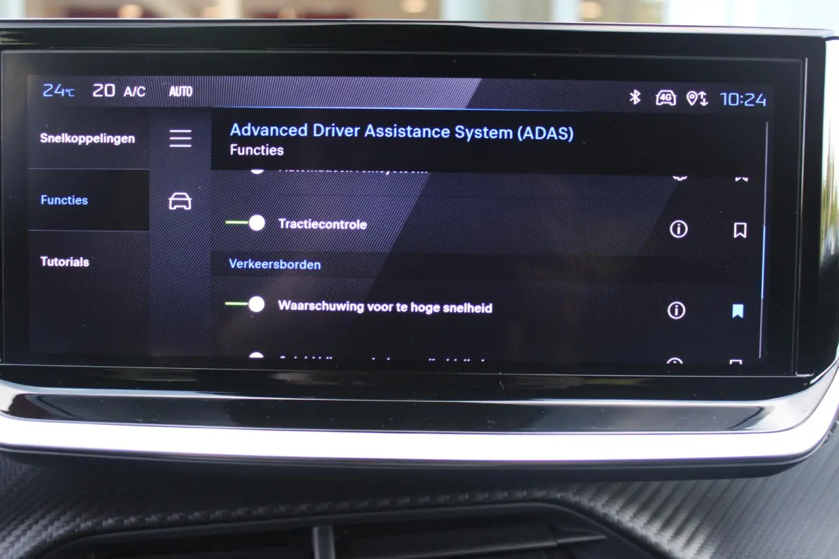 1.2 Hybrid 145PK AUTOMAAT GT PACK | ELEKTRISCH BEDIENBARE BESTUURDERSSTOEL | NAVIGATIE | FULL LED KOPLAMPEN | DRAADLOZE APPLE CARPLAY/ANDROID AUTO | ADAPTIVE CRUISE CONTROL | CAMERA VOOR + A