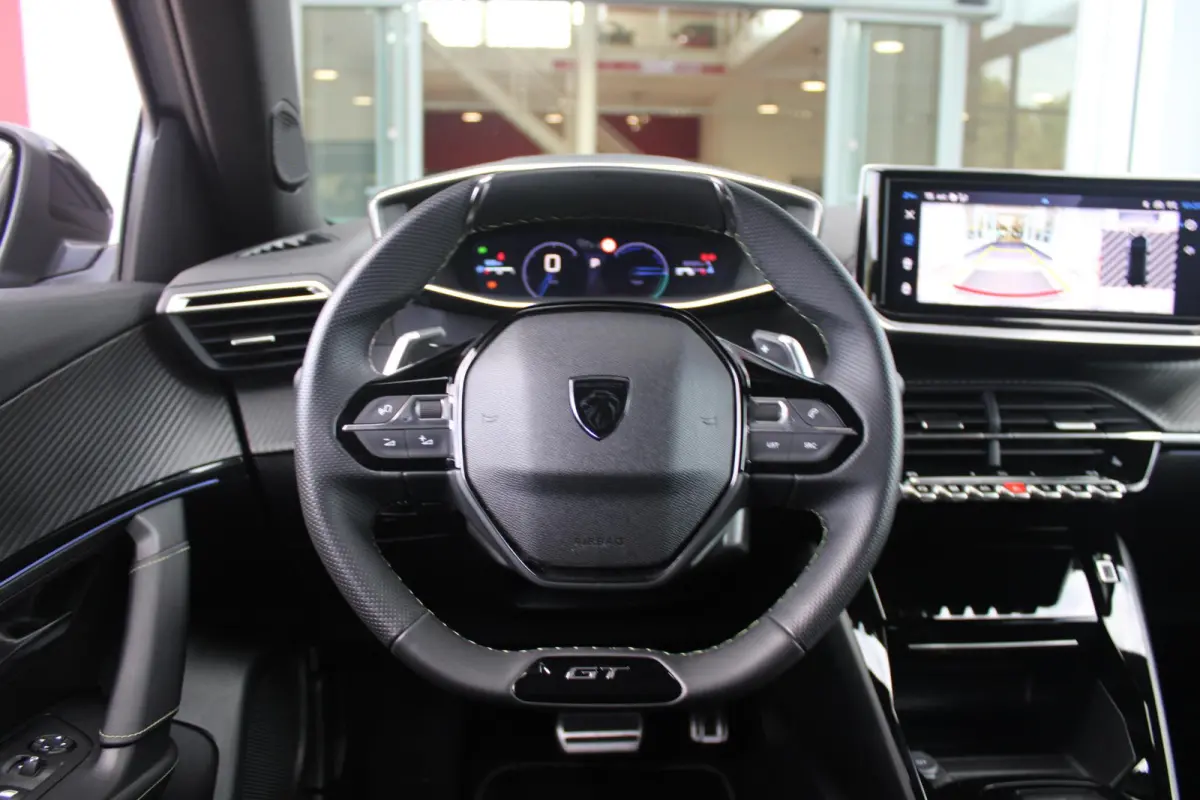 1.2 Hybrid 145PK AUTOMAAT GT PACK | ELEKTRISCH BEDIENBARE BESTUURDERSSTOEL | NAVIGATIE | FULL LED KOPLAMPEN | DRAADLOZE APPLE CARPLAY/ANDROID AUTO | ADAPTIVE CRUISE CONTROL | CAMERA VOOR + A