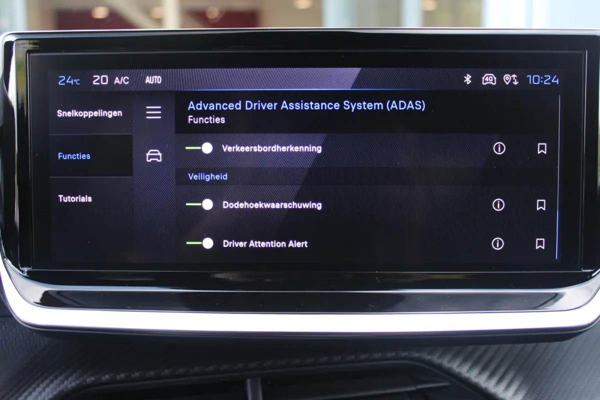 1.2 Hybrid 145PK AUTOMAAT GT PACK | ELEKTRISCH BEDIENBARE BESTUURDERSSTOEL | NAVIGATIE | FULL LED KOPLAMPEN | DRAADLOZE APPLE CARPLAY/ANDROID AUTO | ADAPTIVE CRUISE CONTROL | CAMERA VOOR + A