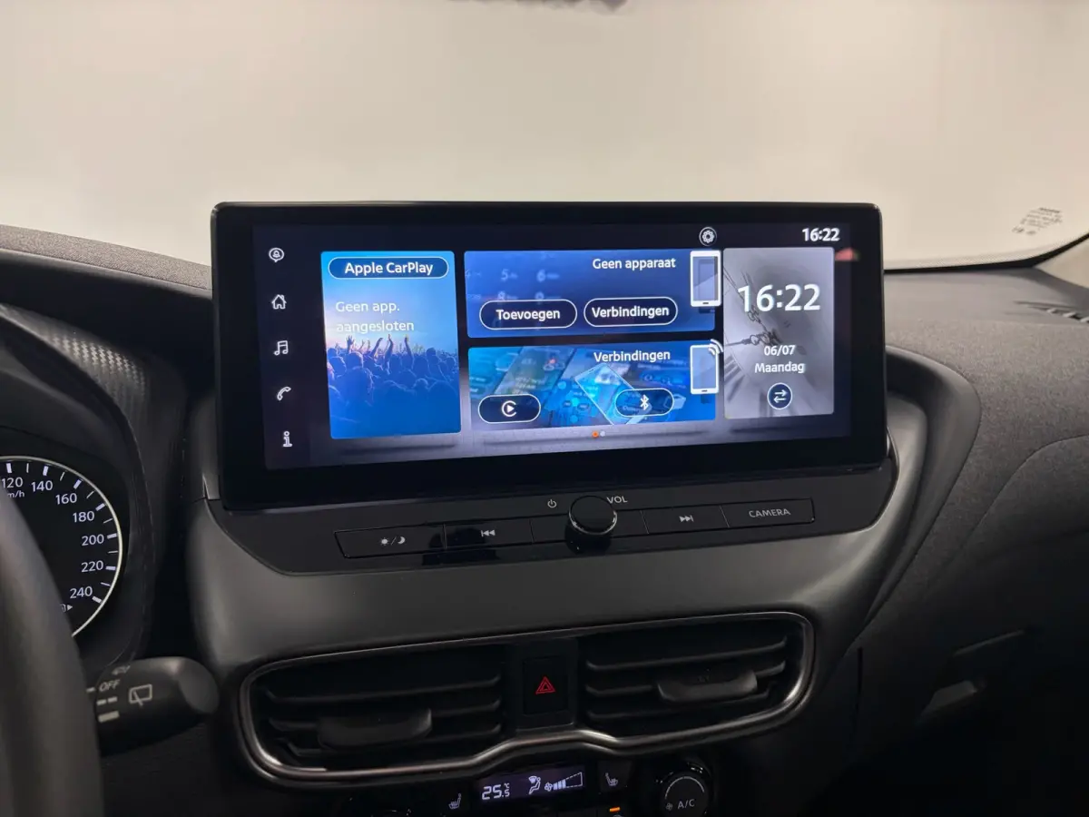 1.0 DIG-T Acenta*Stoelverwarming*ACC*PDC*Camera*Carplay*LED*