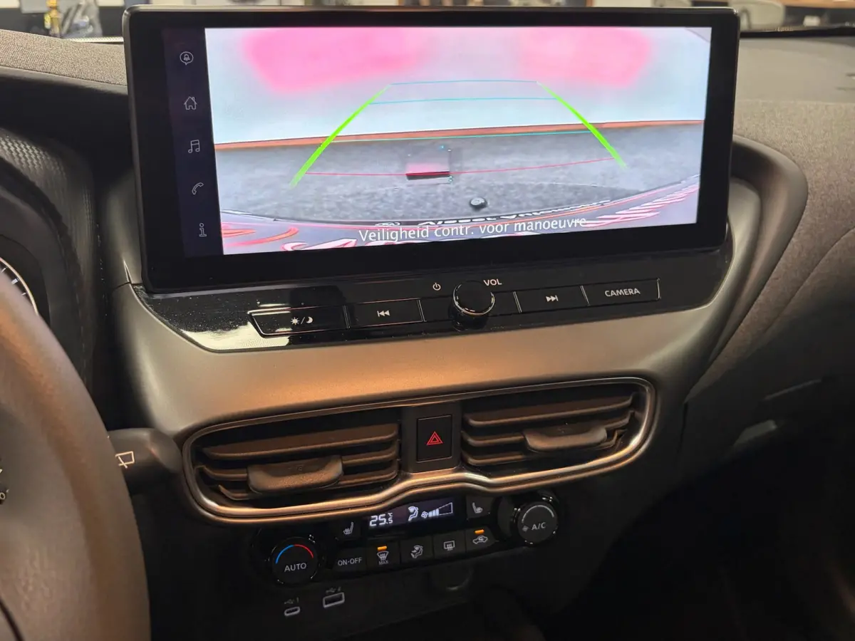1.0 DIG-T Acenta*Stoelverwarming*ACC*PDC*Camera*Carplay*LED*