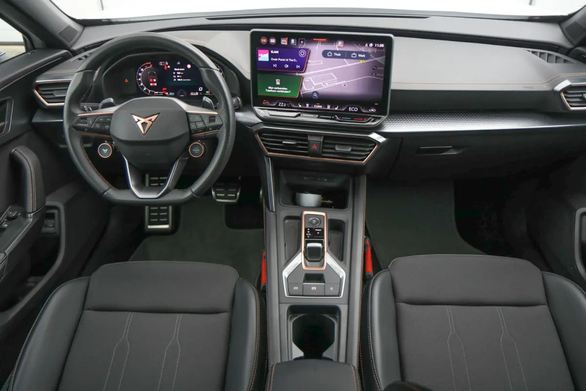 1.5 TSI e-Hybrid 204pk Business | SoH 100% | 360 Camera | Navigatie | Full Link | Stoelverwarming | Dodehoeksensor