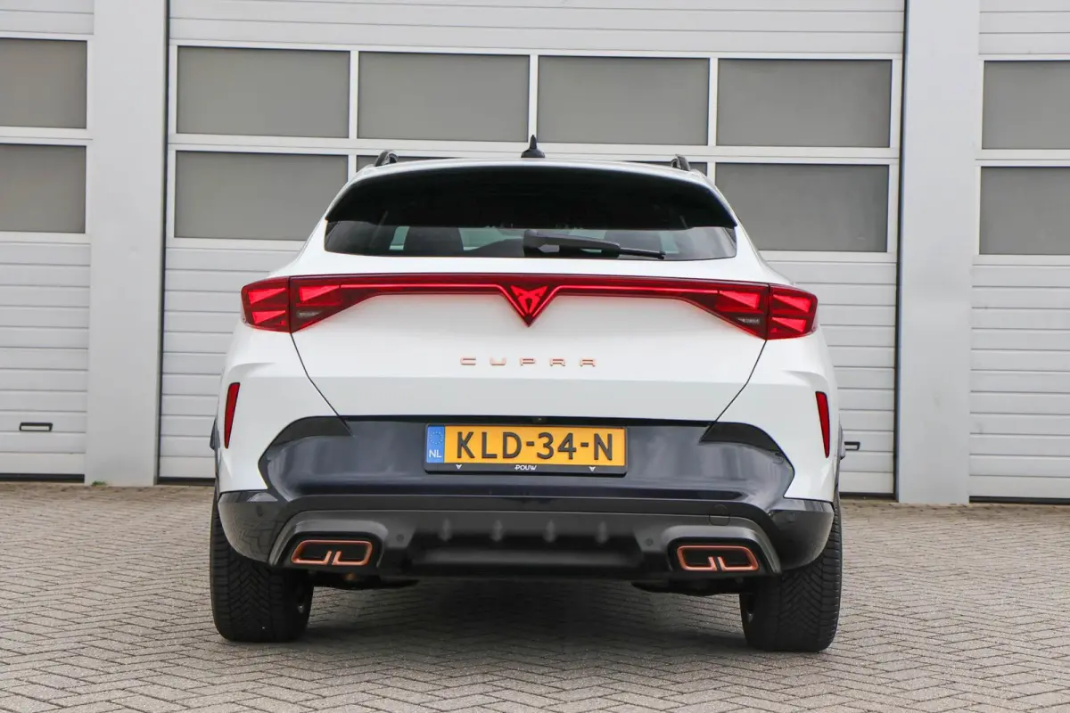 1.5 TSI e-Hybrid 204pk Business | SoH 100% | 360 Camera | Navigatie | Full Link | Stoelverwarming | Dodehoeksensor