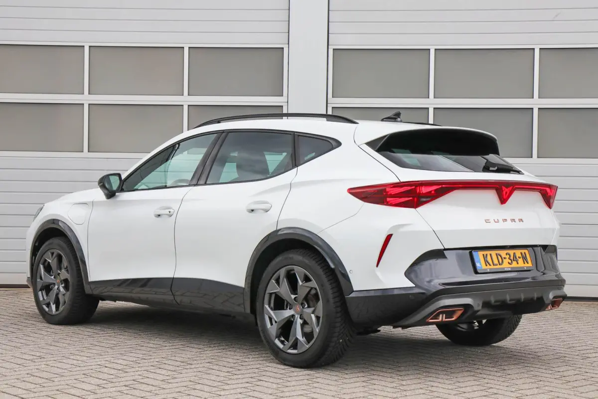 1.5 TSI e-Hybrid 204pk Business | SoH 100% | 360 Camera | Navigatie | Full Link | Stoelverwarming | Dodehoeksensor