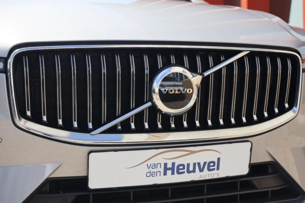 T6 Recharge AWD Plus Bright | Stoelverwarming | Trekhaak | Parkeercamera | Panoramadak | Long Range | Memory Stoelen | Keyless