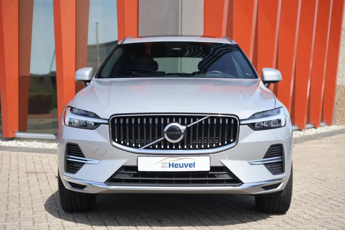T6 Recharge AWD Plus Bright | Stoelverwarming | Trekhaak | Parkeercamera | Panoramadak | Long Range | Memory Stoelen | Keyless
