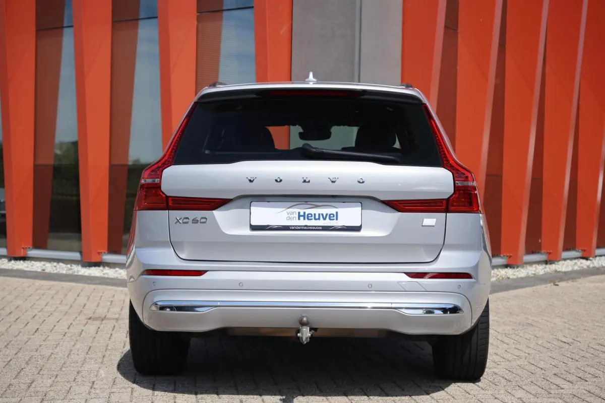 T6 Recharge AWD Plus Bright | Stoelverwarming | Trekhaak | Parkeercamera | Panoramadak | Long Range | Memory Stoelen | Keyless