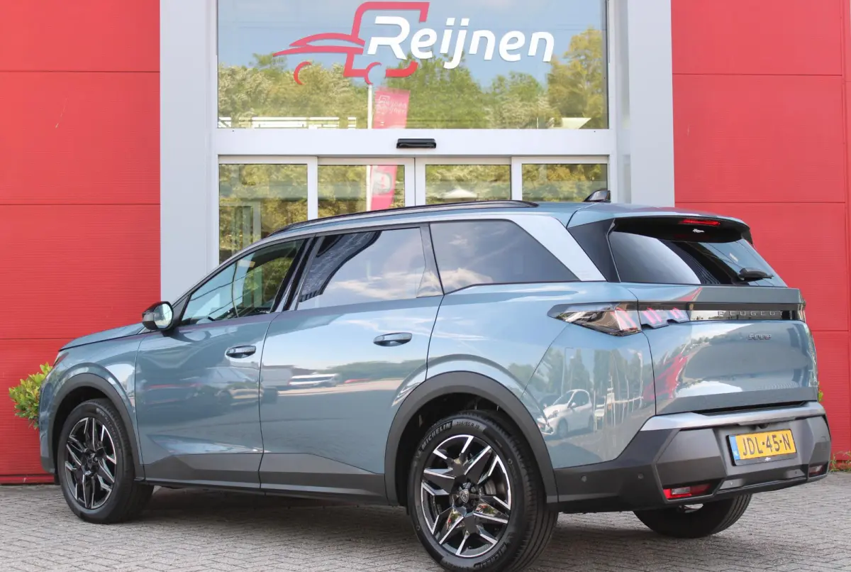 1.2 Hybrid 145PK ALLURE 7p | 360° VISION & DRIVE ASSIST PACK: ANTI DIEFSTAL ALARM MET SUPERVERGRENDELING/VERWARMBAAR VOLLEDEREN STUURWIEL/VISEOPARK 360° HD CAMERA'S MET PARKEERHULP VOOR, B