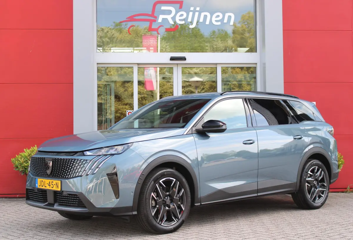 1.2 Hybrid 145PK ALLURE 7p | 360° VISION & DRIVE ASSIST PACK: ANTI DIEFSTAL ALARM MET SUPERVERGRENDELING/VERWARMBAAR VOLLEDEREN STUURWIEL/VISEOPARK 360° HD CAMERA'S MET PARKEERHULP VOOR, B