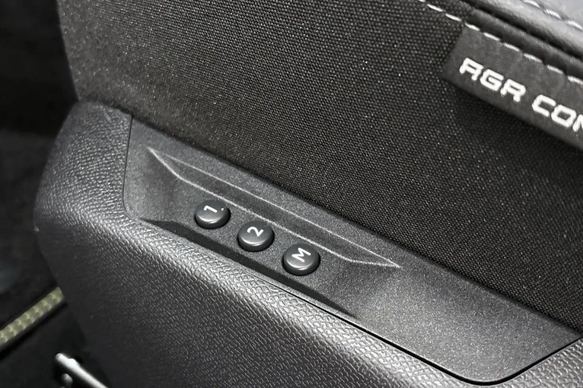 1.6 HYbrid 225 EAT8 GT Panoramadak Trekhaak FOCAL Alcantara