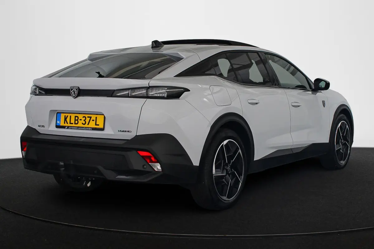 1.6 HYbrid 225 EAT8 GT Panoramadak Trekhaak FOCAL Alcantara