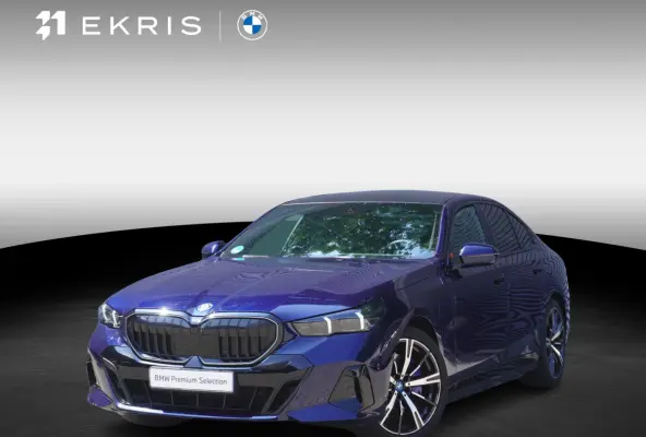 550e xDrive | M Sportpakket Pro | Comfort Pack | Trekhaak met elektrisch wegklapbare kogel | Glazen panoramadak | Driving Assistant Professional | Bowers & Wilkins Surround Sound System